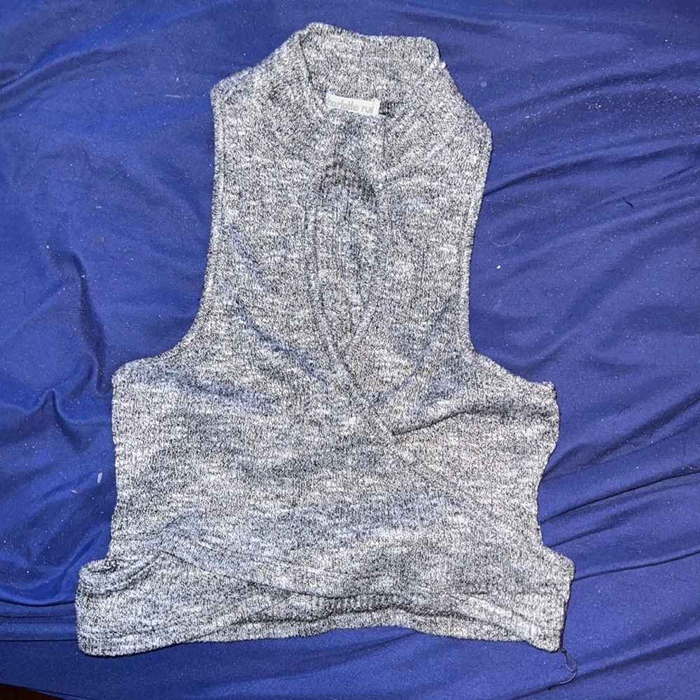 Keyhole crop top